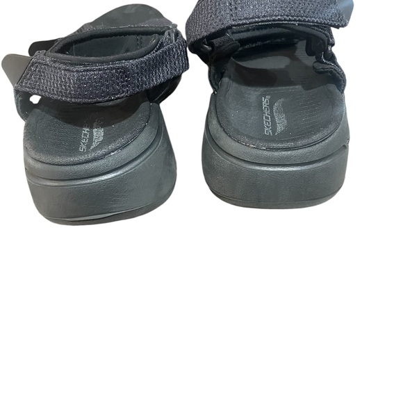 SKECHERS Go Walk Arch Fit Cruise Around sandals. Excellent, very gently worn EUC - Picture 6 of 6